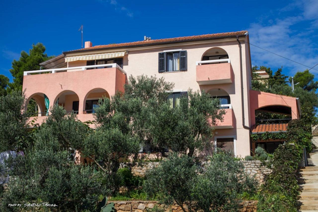 Apartmani Nadalina Veli Lošinj Exteriér fotografie